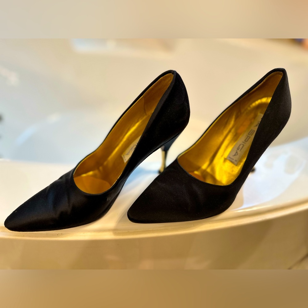 Beautiful and comfortable heels!